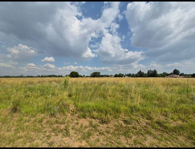 1,987M² VACANT LAND FOR SALE IN VAALPARK